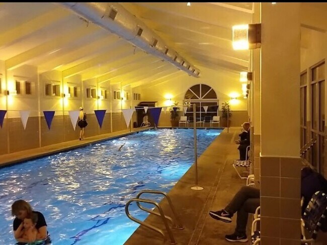 Building Photo - Updated 3 Bedroom Single Family Home in a ...