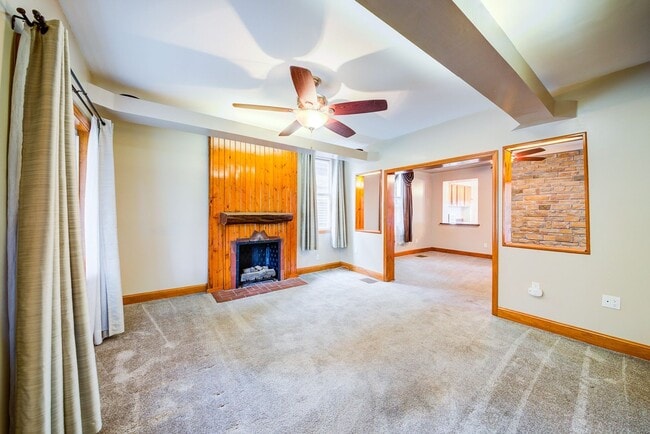 Building Photo - Stunning 3 bedroom home in Bon Air availab...