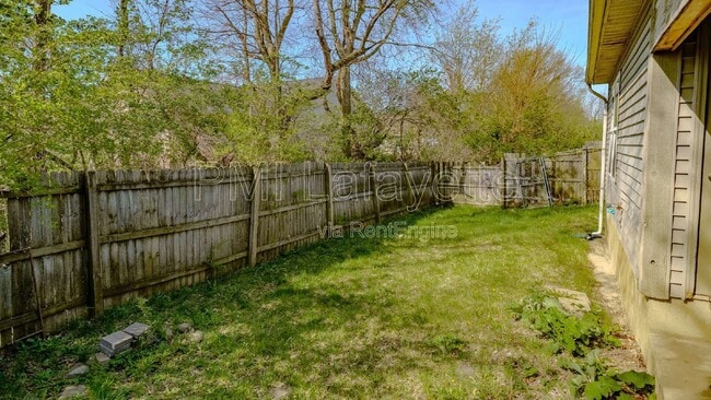 Building Photo - 2035 Bridgewater Cir