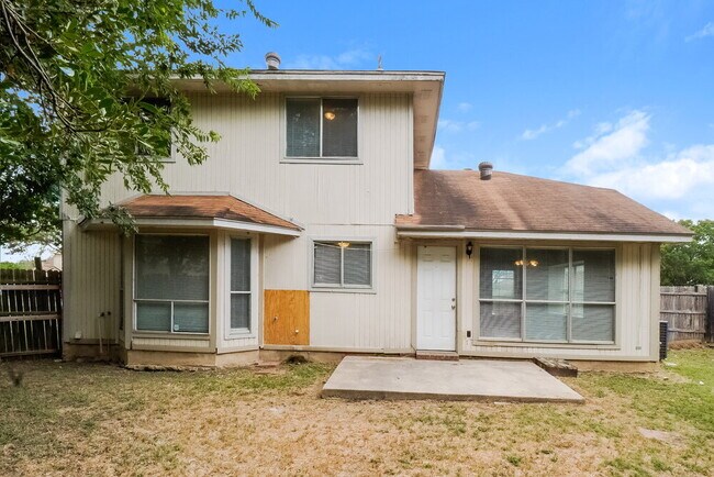 Building Photo - 14910 Eagle Run