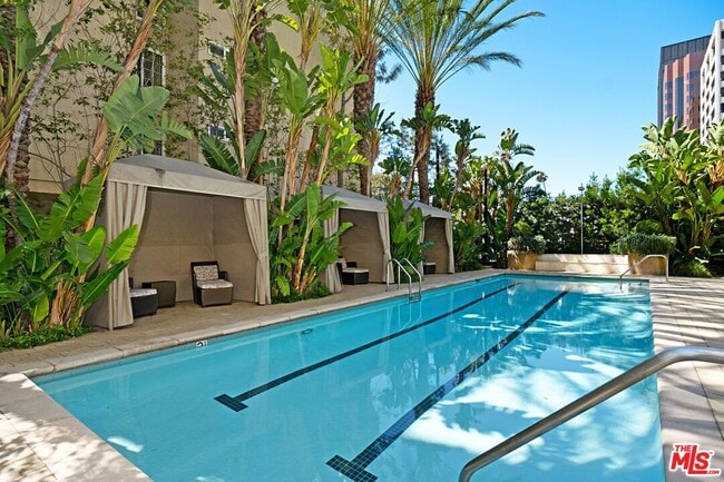Building Photo - 10800 Wilshire Blvd