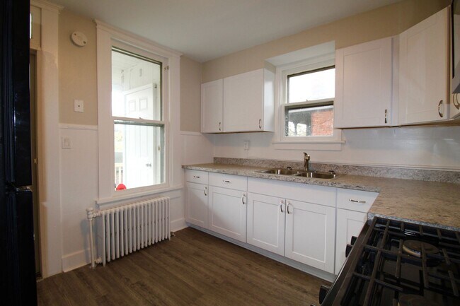 Building Photo - 2333 N 3rd St