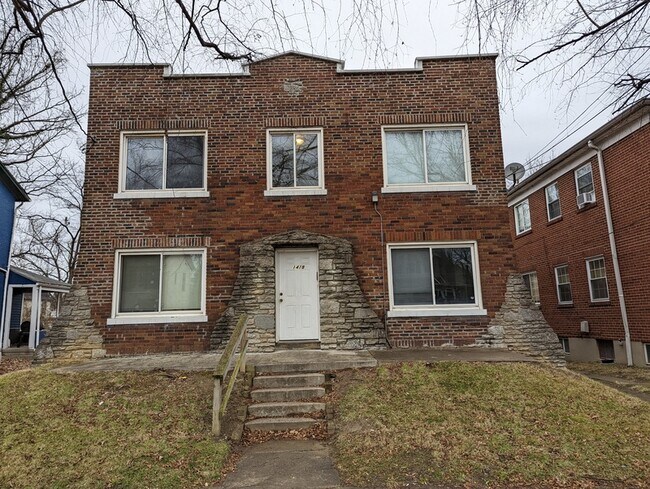 Primary Photo - 1418 Regent Ave