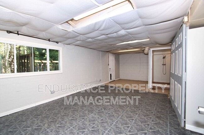 Building Photo - 3448 Ringwood St