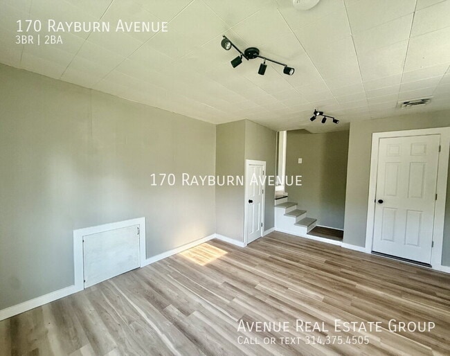 Building Photo - 170 Rayburn Ave