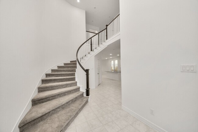 Building Photo - 6707 Regatta Park Ln