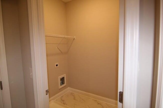 Building Photo - 132 Boxcar Wy SE