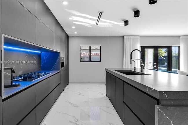 Building Photo - 2845 SW 127th Ave