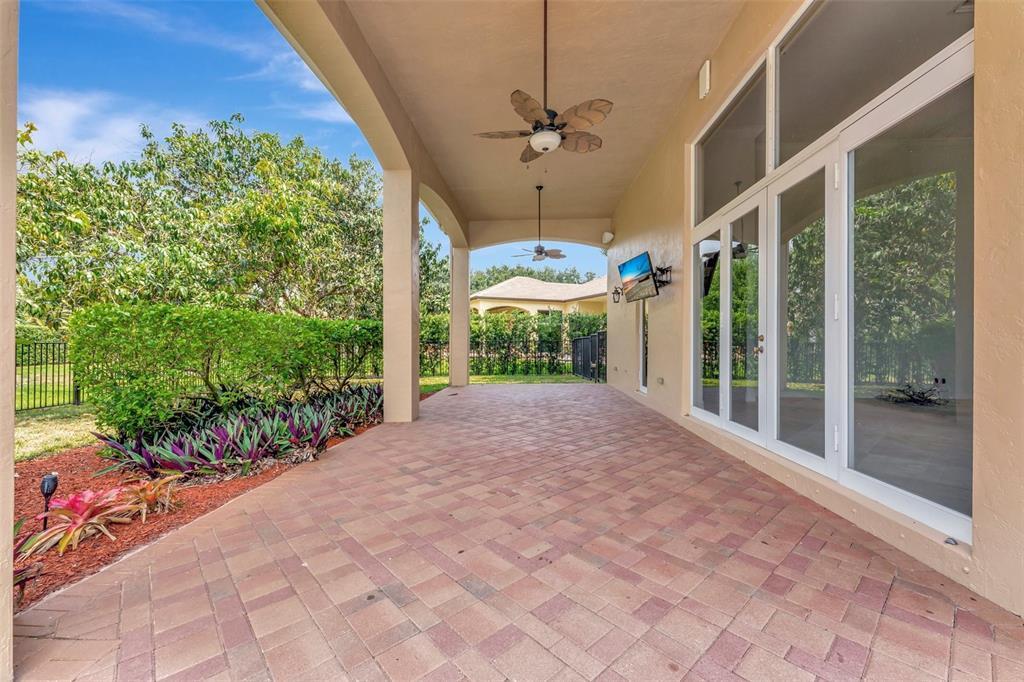 Building Photo - 3203 W Stonebrook Cir