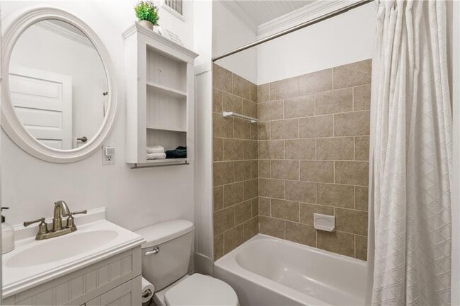 Building Photo - 2608 Church St NW