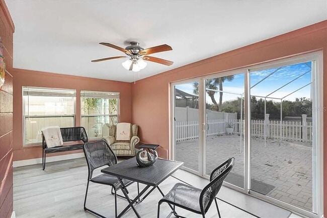 Building Photo - Fully Renovated 2-Bed, 2-Bath Retreat in G...