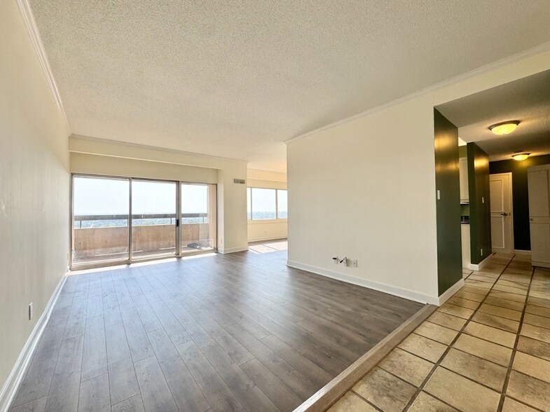 Building Photo - 2510 Grand Blvd