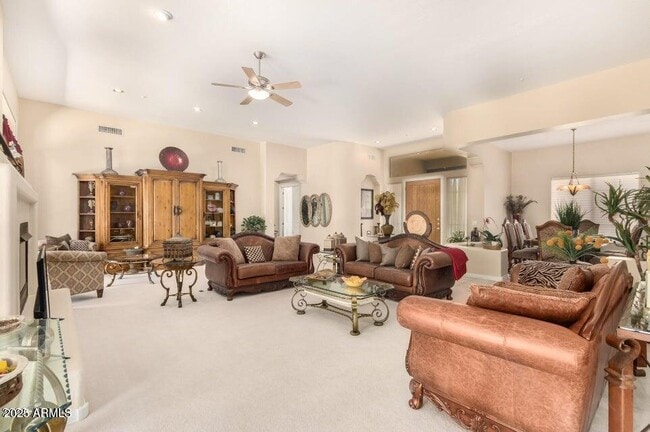 Building Photo - 8115 E Sand Flower Dr