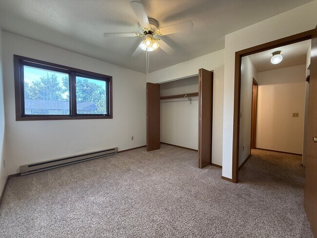 Building Photo - 1301 Lucille St