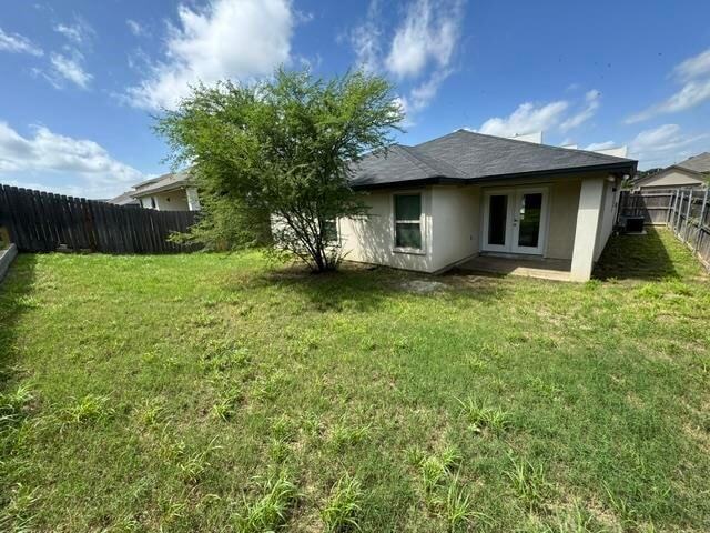 Building Photo - 1009 La Muralla St