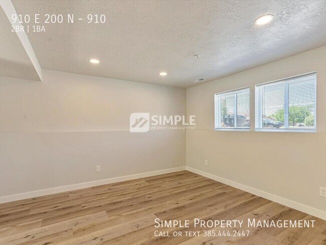 Building Photo - 910 E 200 N