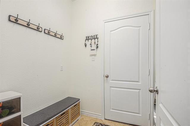 Building Photo - 4109 Drexmore Rd