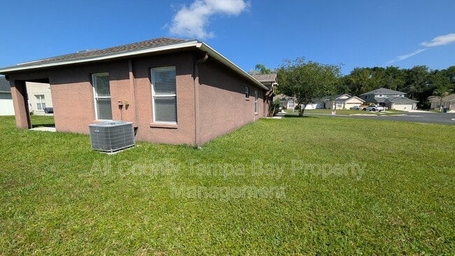 Building Photo - 25820 Crippen Dr