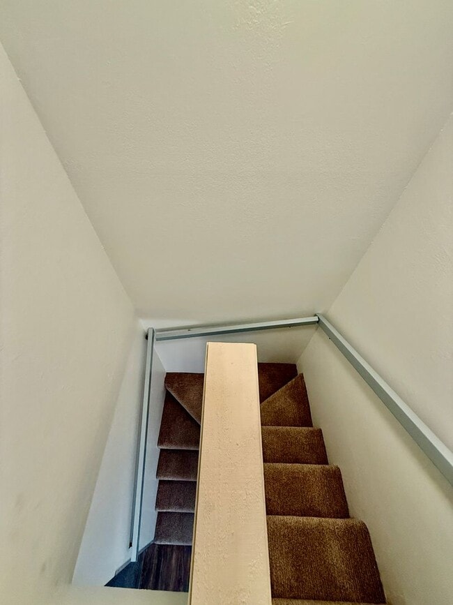 Building Photo - Winter Rental – Mountain Shadows, Center o...