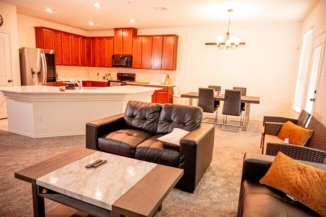 Building Photo - 13808 Eleanor Roosevelt St