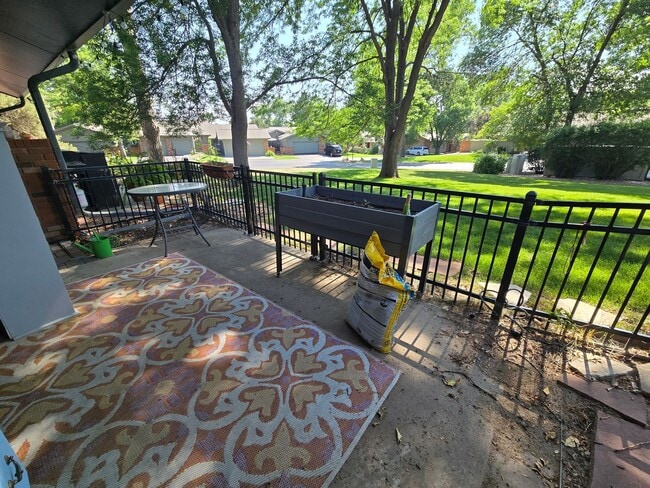 Building Photo - 1541 Adriel Ct