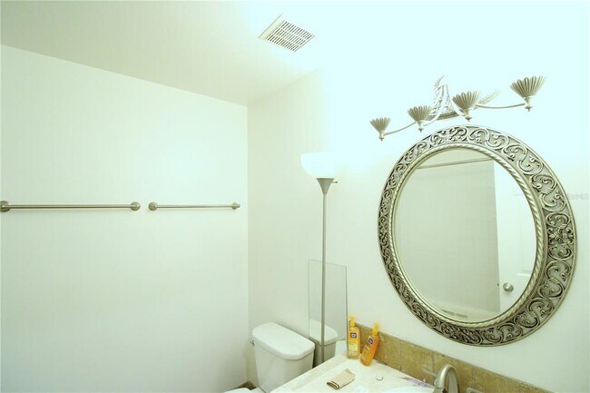 Building Photo - 3933 SW 26th Dr