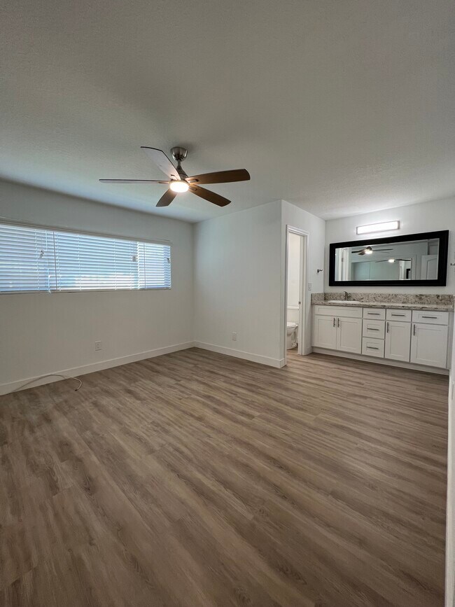 Brighton Place 14410 Mulberry Dr Whittier CA 90604 Apartment Finder