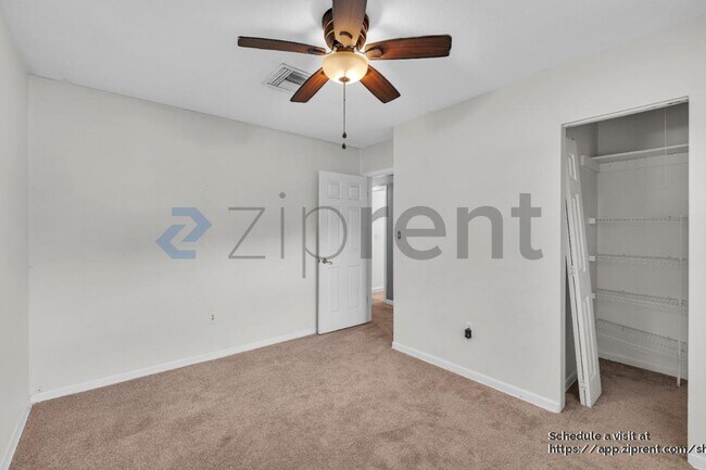 Building Photo - 803 Ellendale Dr