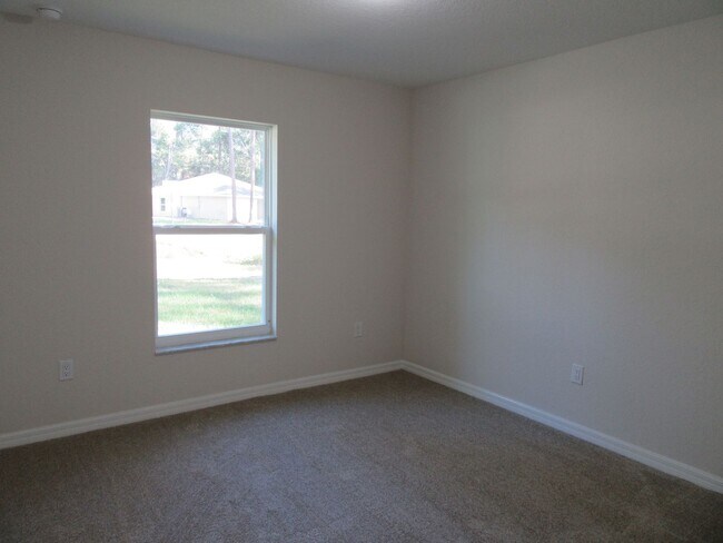 Building Photo - Beautiful home in Silver Springs