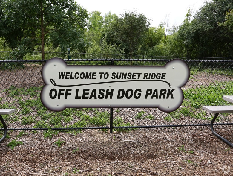 Building Photo - Sunset Ridge Apartments