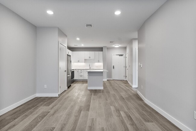 Building Photo - 59 Mill St