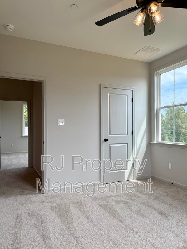 Building Photo - 924 Aldwick Dr