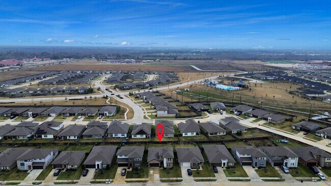 Building Photo - 311 John House Ln