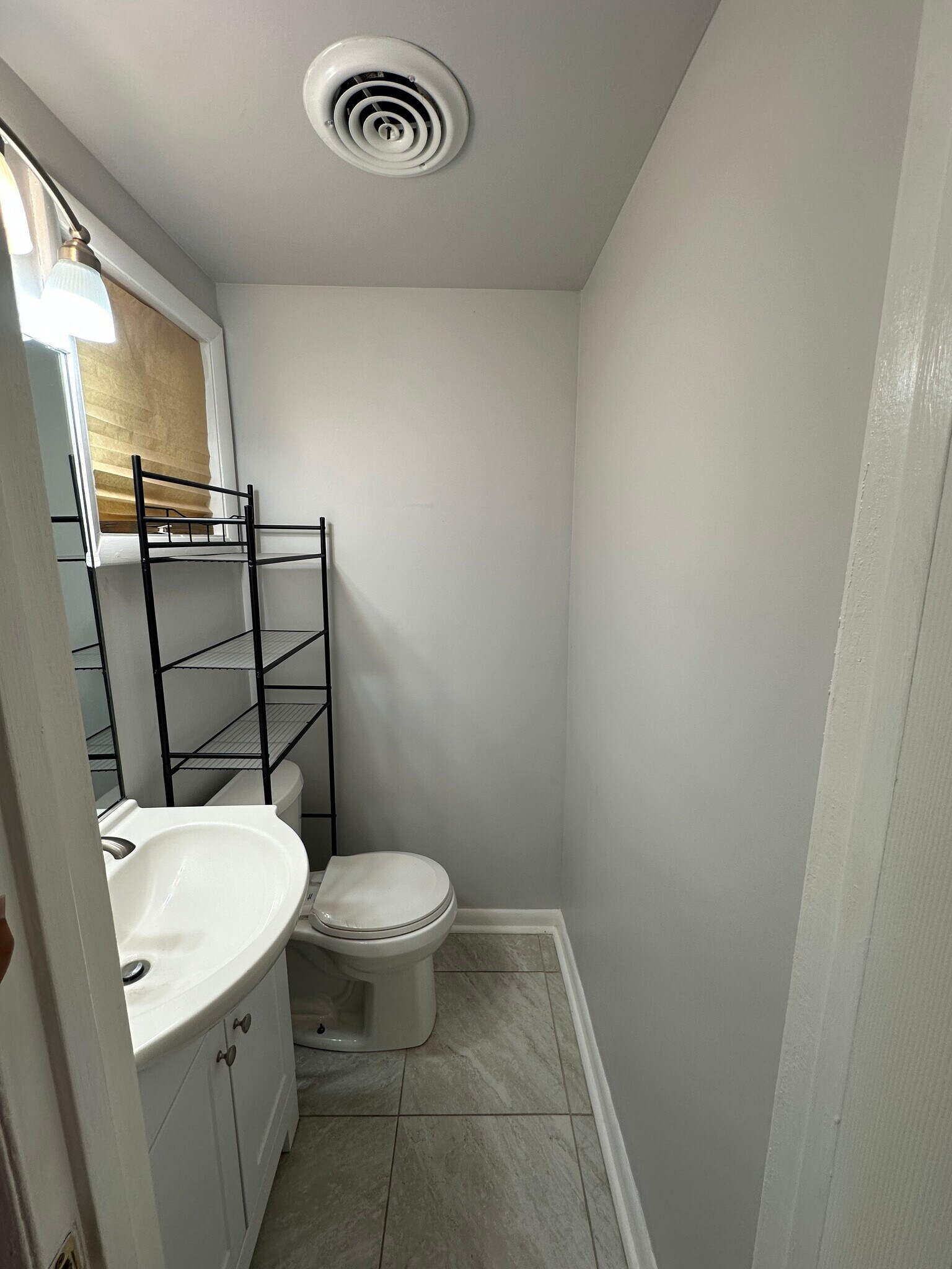 Downstairs 1/2 bath - 221 Cornett St