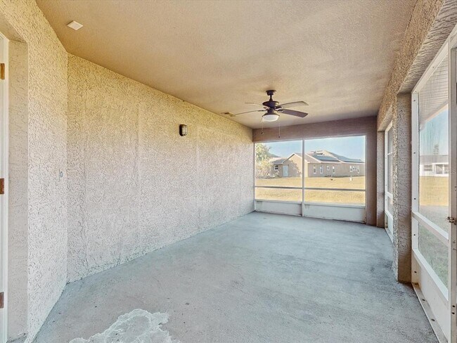 Building Photo - 978 Alsace Dr