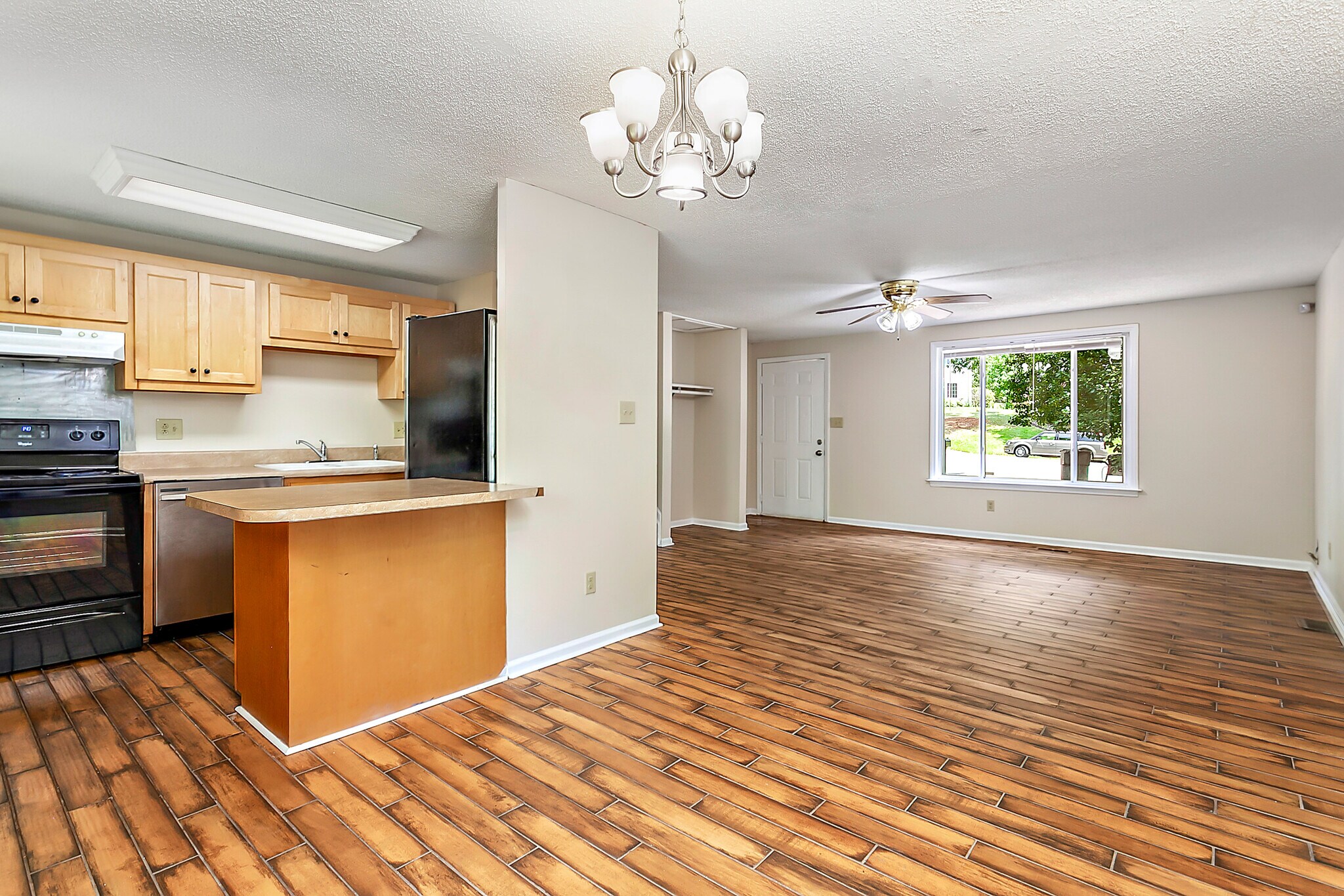 Building Photo - 1204 Ogden Pl