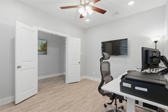 Building Photo - 7217 Mantle Rdg Dr
