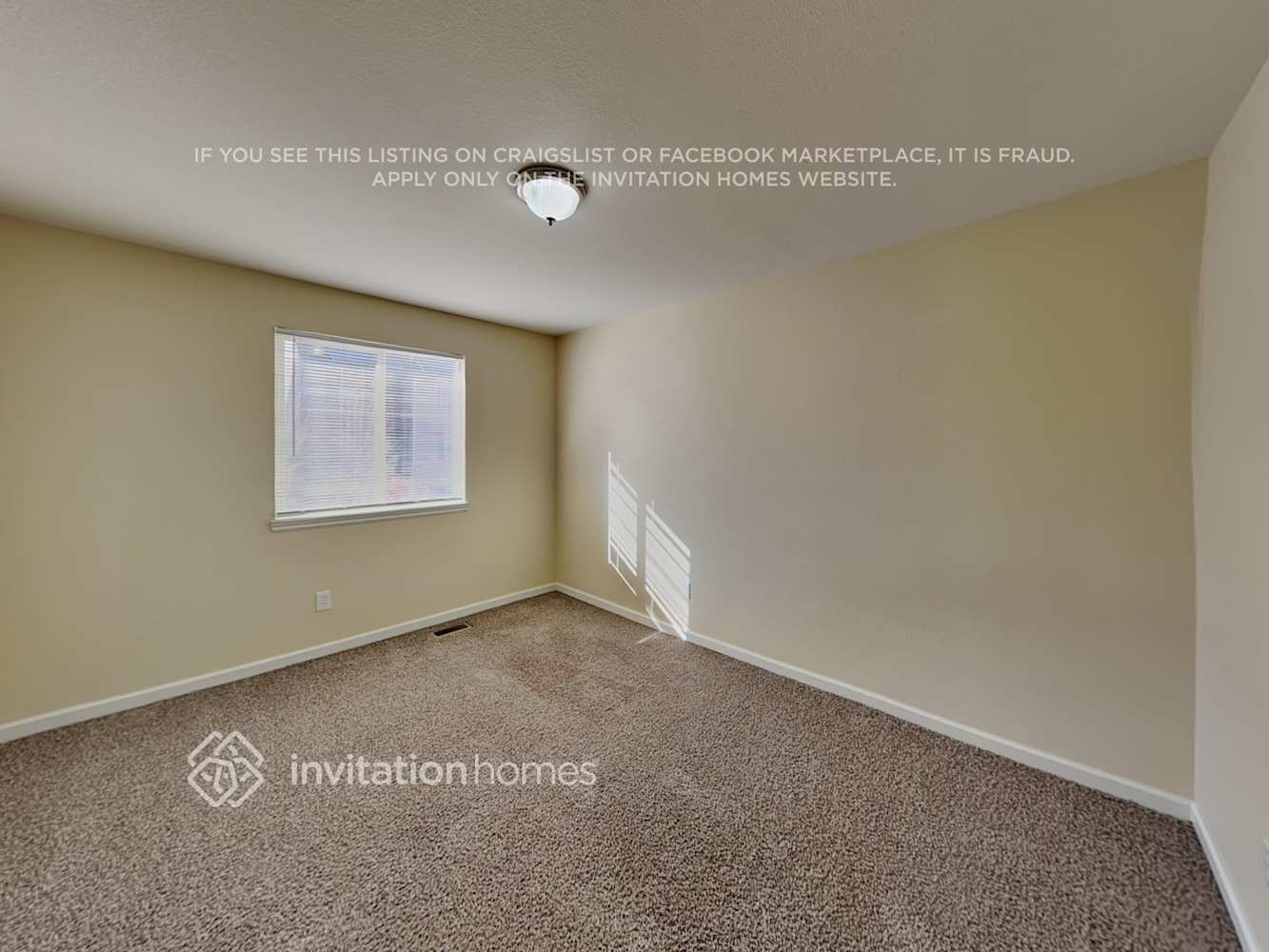 Building Photo - 9659 Marion Way