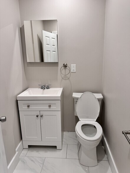 Apt 12 - 35 Brookline St
