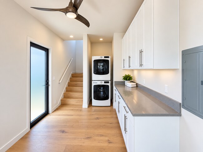 Building Photo - 1343 Kahoma, Unit A