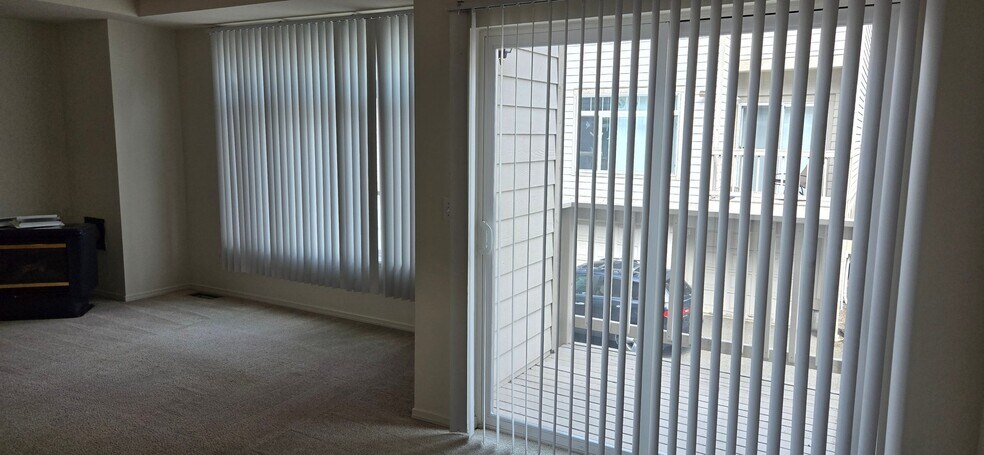 Building Photo - 620 SW 155th St