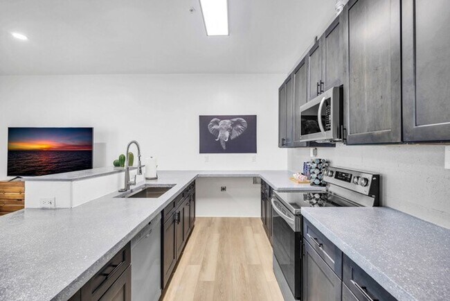 Building Photo - Luxury Townhouse by ASU