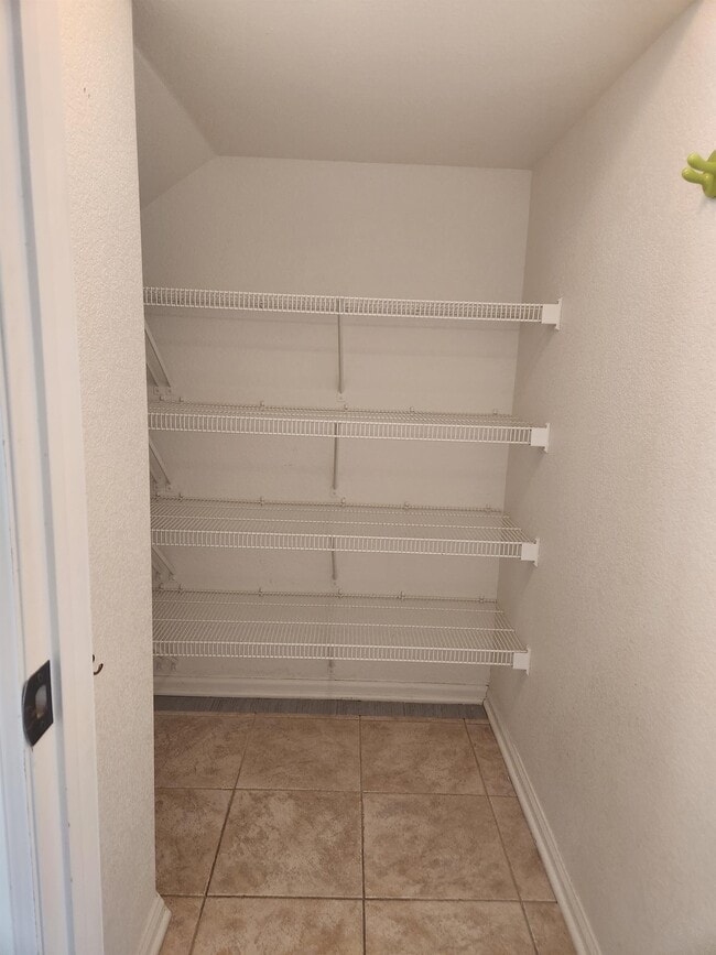 Building Photo - 9779 Mayfair St