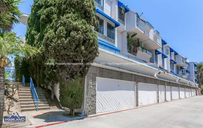 Building Photo - 8308 Regents Rd
