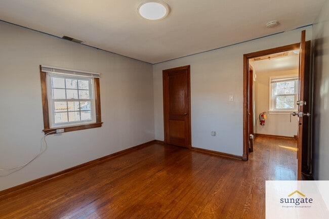 Building Photo - 5615 Queens Chapel Rd