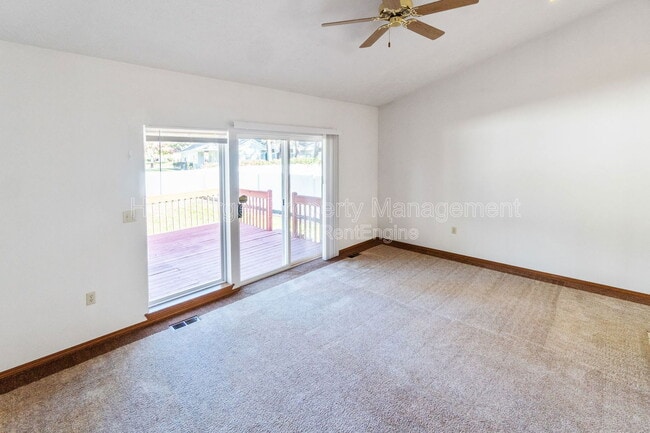 Building Photo - 1605 E 33rd Ave