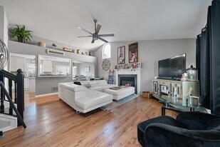 Building Photo - 5512 Meadow Passage Dr