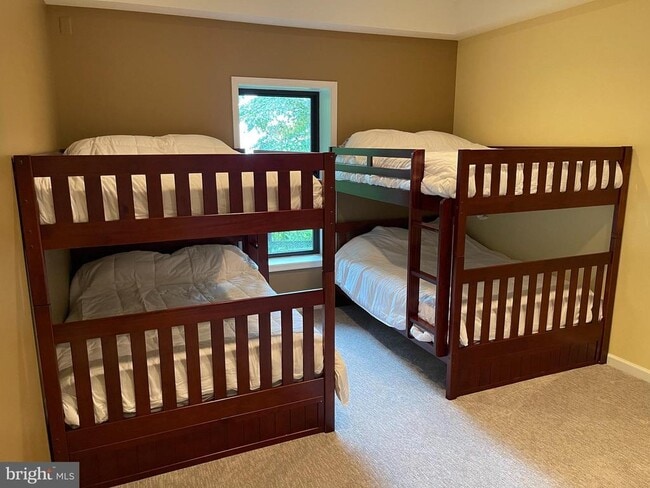 Building Photo - 2315 Lookout Rd