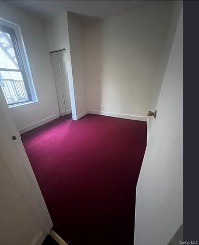 Building Photo - 21-28-28 35th St