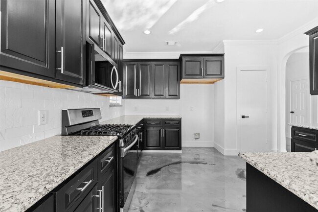 Building Photo - 7619 Omaha Dr